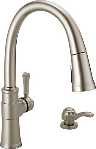 Delta Faucet Spargo Single-Handle Kitchen Sink Faucet with Pull Down Sprayer, ShieldSpray Technology and Magnetic Docking Spray Head, SpotShield Stainless 19964Z-SPSD-DST