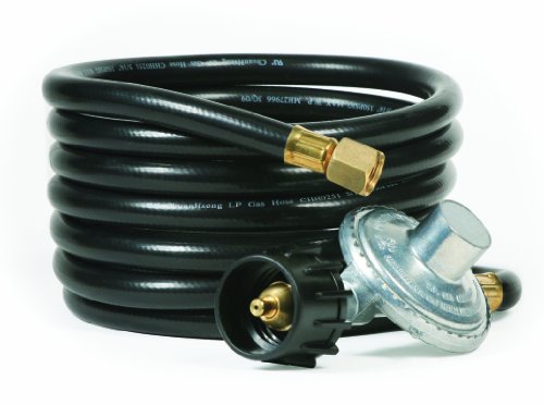 Camco Low Pressure Gas Regulator with 12' Hose 70,000 BTUs/Hr Simple and Quick Install - Use with Low Pressure Gas Fired Heaters (57721)