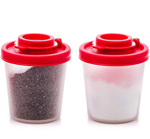 Salt and Pepper Shakers Moisture Proof Set of 2 Medium Salt Shaker to go Camping Picnic Outdoors Kitchen Lunch Boxes Travel Spice Set Clear with Red Covers Lids Plastic Airtight Spice Jar Dispenser