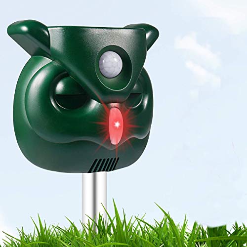 PETBROO Dog Cat Repellent, Ultrasonic Pest Repellent with Motion Sensor and Flashing Lights Outdoor Solar Powered Waterproof Farm Garden Yard Repellent, Cats, Dogs