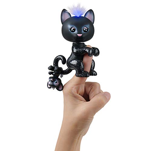 WowWee Fingerlings Light-Up Baby Black Panther and Mini