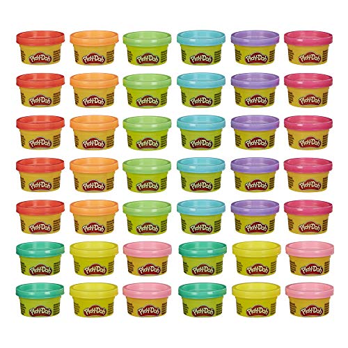 Play-Doh Handout 42-Pack of 1-Ounce Non-Toxic Modeling Compound for Kid Party Favors, Trick or Treat, Classroom Prizes, School Supplies, Assorted Colors (Amazon Exclusive)