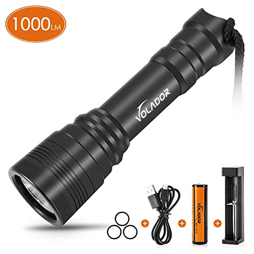 VOLADOR Diving Flashlight, 1000 Lumen Waterproof Diving Torch Rechargeable Scuba Dive Lights 150M Underwater LED Flashlight White Submersible Lights with 1x 18650 Battery and Charger
