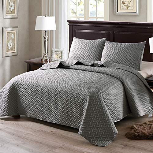 Exclusivo Mezcla 3-Piece King Size Quilt Set with Pillow Shams, as Bedspread/Coverlet/Bed Cover(Solid Light Grey) - Soft, Lightweight, Reversible& Hypoallergenic