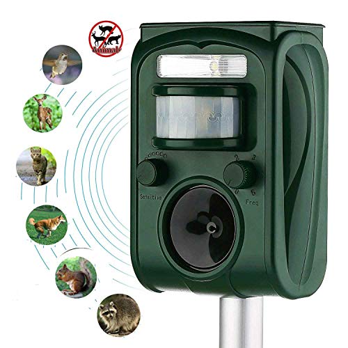 Ultrasonic Animal Repeller Solar Powered Repeller,Activated with Motion Ultrasonic and Flashing LED Lights Outdoor Waterproof Repeller for Dogs,Cats,Raccoon,Mice,Birds,Skunks,Etc.