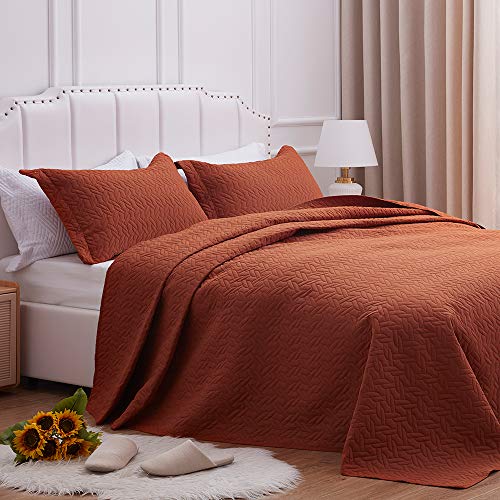SunStyle Home Quilt Set Full/Queen Size,Brown Chain Pattern Bedspread-90 x96, Soft Lightweight Microfiber Coverlet, Luxurious Warm Bed Cover for All Seasons-3 Pieces(Includes 1 Quilt, 2 Pillow Shams)