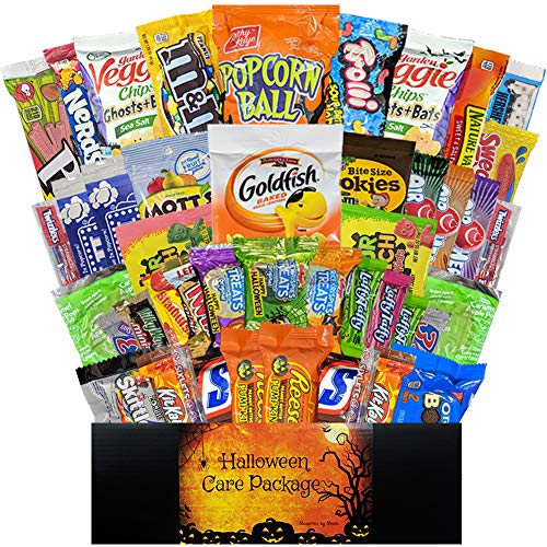 45 CT Halloween Care Package for College Students, Men, Women, Kids or Military - Variety Snack Pack Assortment of Candy, Chocolate, Crackers, Cookies and Snacks - Movie Night (Deluxe Halloween)